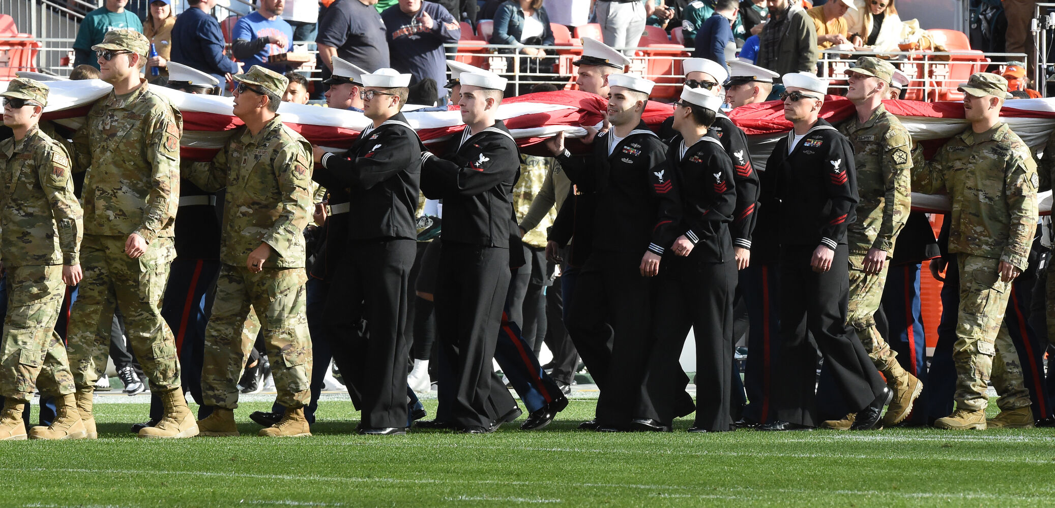 111521-s-broncos-eagles 912 .jpg